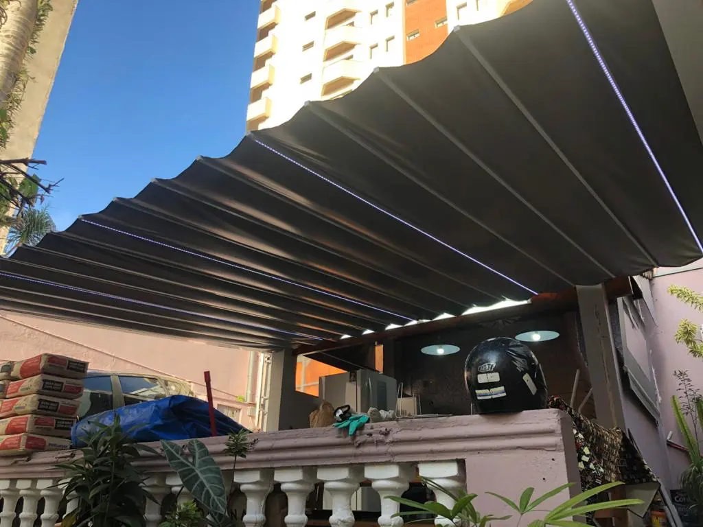 Toldo-Pergola-ou-pergolado-1.webp
