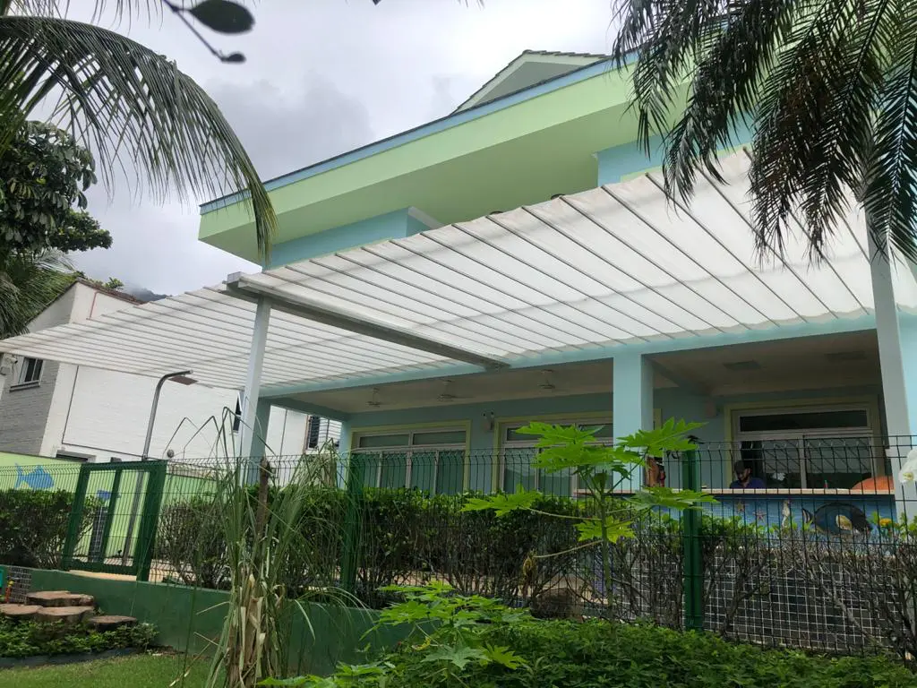 Toldo-Pergola-ou-pergolado.webp