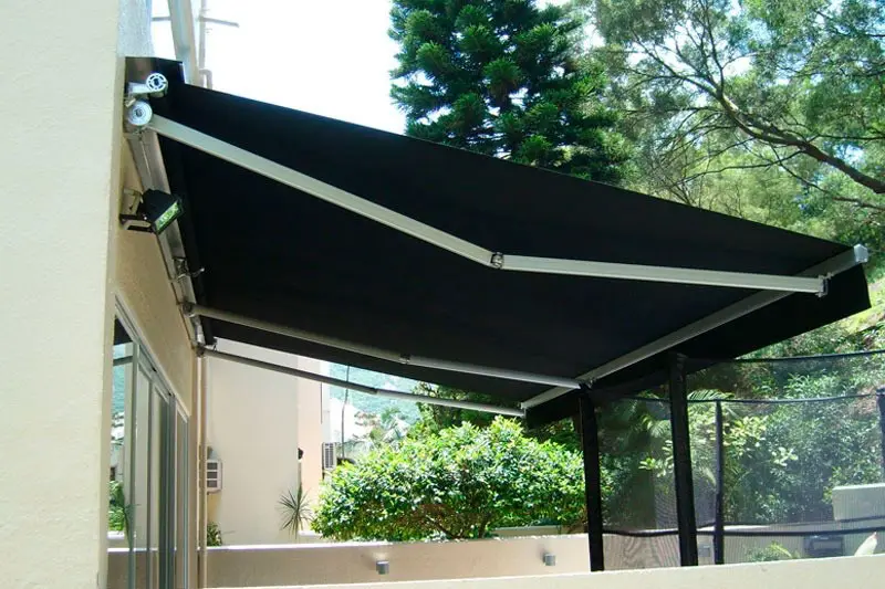 Toldo-articulado-3.webp